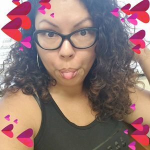 Meet your Posher, Angelique